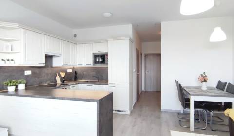 | 2-izbový byt, ul. Predmerského VINOHRADY | Trenčín 