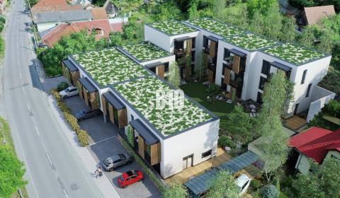 UŽ VO VÝSTAVBE - VILADOMY BUDATÍN