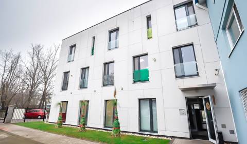 Kancelária  23 m²,  v novostavbe, tiché prostredie, Odborárska ul.