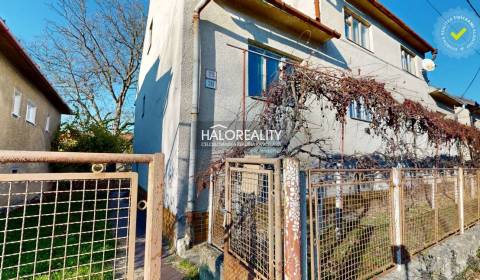 Predaj, rodinný dom Slovenská Ľupča - EXKLUZÍVNE HAL...