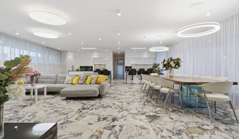 PREDAJ modernej vily s absolútnym súkromím – Chorvátsky Grob