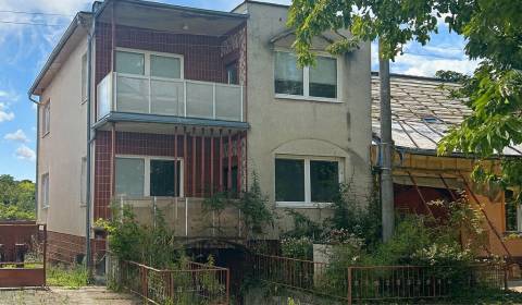 Znížená cena!!! Rodinný dom s veľkým pozemkom - až 1484m2 - Vištuk