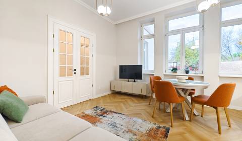 Exkluzívny trojizbový staromestský byt v centre Košíc #nehnutelnosti