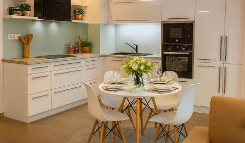 LUXUSNÝ 3-IZBOVÝ BYT V PROJEKTE STEIN 2 – VÝNIMOČNÁ ADRESA V SRDCI BA