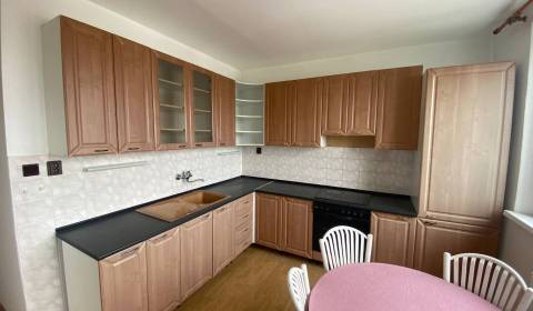 Prenájom 2-izbového bytu vo Svite