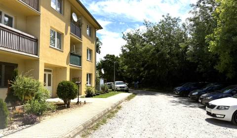 PREDAJ-  2 izbový byt neďaleko Nitry v obci Jarok