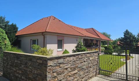 Dom na predaj, prenájom, výmenu Kmeťovo, pozemok 1260 m2