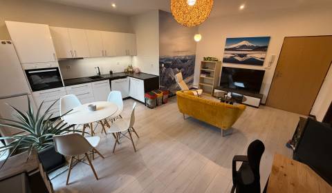 Predané !!!!  Krásny dvojizbový byt Centrum mesta Prievidza 