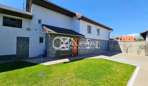 EXKLUZÍVNE Rodinný dom, širšie centrum, Spišská Nová Ves