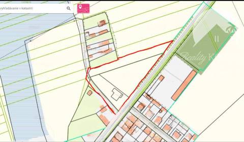 Vám ponúka na predaj veľký pozemok v tichej čas