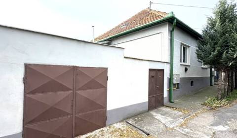 IBA U NÁS !!! ponúka EXKLUZÍVNE na predaj rodin