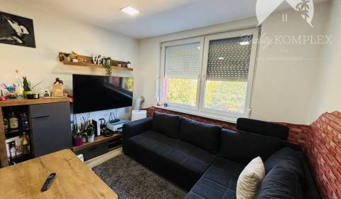 Vám ponúka exkluzívne na predaj moderný, komple