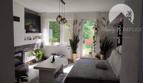 Reality KOMPLEX Vám ponúka EXKLUZÍVNE na predaj rodinný dom v obci Čal