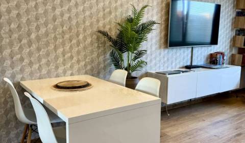 Vám ponuka EXKLUZÍVNE na PREDAJ 4-izbový byt v 