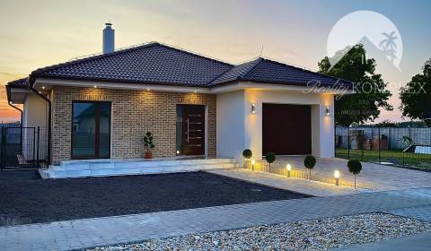 Vám ponúka na predaj nový, moderný 4-izbový ro