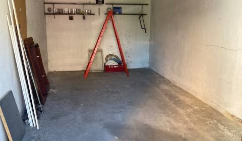 Predaj garáž Čmelíkova ulica  Bratislava II Ružinov