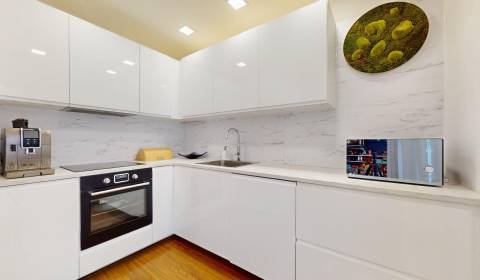 Na predaj moderný, zrekonštruovaný dom v Holíči.