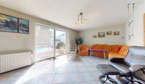 5-izbový rodinný dom s bazénom a saunou | Šintava 