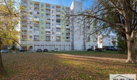 Na predaj 2-izbový byt s loggiou, 45m², Vlčie hrdlo – Ružinov