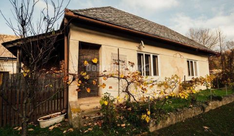 Rodinný dom so záhradou a pôvodným mlynom, 90 m2, Medovarce