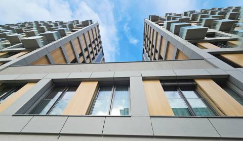 PRIESTRANNÉ GARÁŽOVÉ STÁTIE, MOŽNOSŤ ODPOČTU DPH