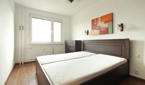 REZERVOVANE - Príjemný 3 izbový byt s lodžiou -78m2