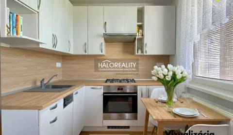 REZERVOVANÉ - Predaj, trojizbový byt Očová, veľkorys...