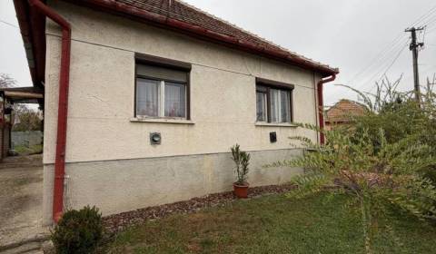 Vám EXKLUZÍVNE ponúka na predaj priestranný 4-i