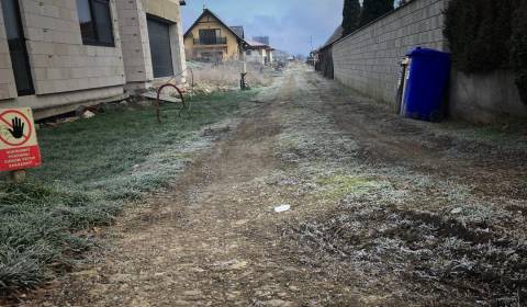 Trenčíne – Záblatie 650m2 pozemok, KZP 65%