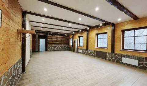 EXKLUZÍVNE NA PREDAJ - RODINNÝ DOM - KOLÁROVICE, BYTČA