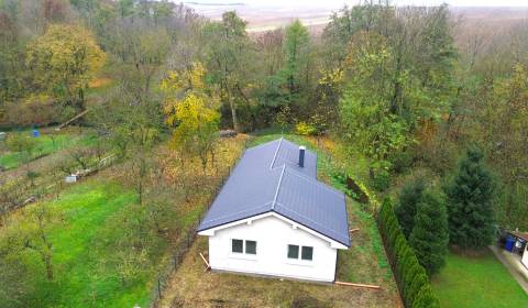 Bývanie v pohode. Na predaj novostavba 4 izbového bungalovu 