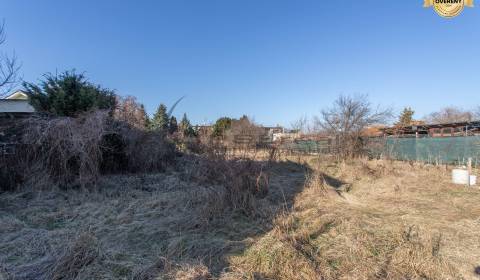 NA PREDAJ stavebný pozemok o výmere 459 m2 v centre obce Zohor