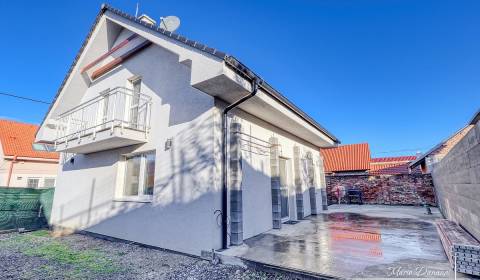 5-izbová novostavba rodinného domu v obci Hrnčiarovce