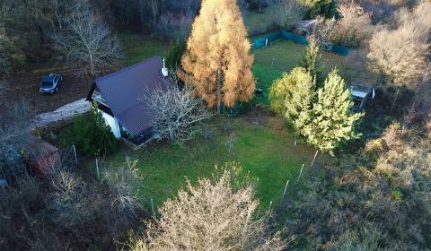 PREDAJ | Záhradná chata na pozemku 757m2 len kúsok pri Nitre - Štitáre