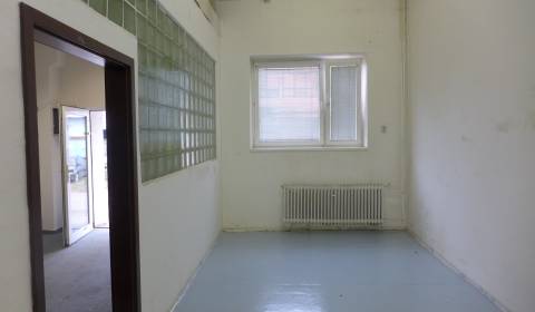 Sklad na prenájom o ploche 67 m2