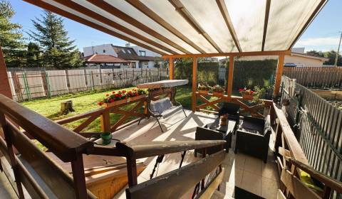 219.000€, výborná lokalita, prakticky riešená dispozícia, super stav!