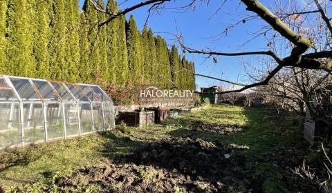 Predaj, pozemok pre rodinný dom   747 m2 Sielnica, Z...