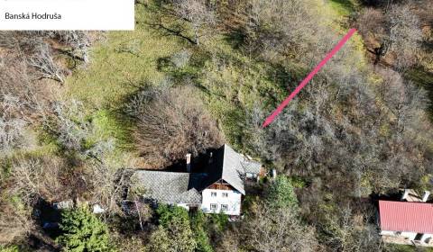 Pôvodný banícky dom s rozľahlým pozemkom – Banská Hodruša