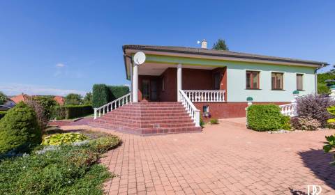 JEDINEČNÝ 5 IZBOVÝ RODINNÝ DOM ZEMIANSKE SADY