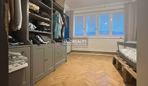 Prenájom, trojizbový byt Púchov