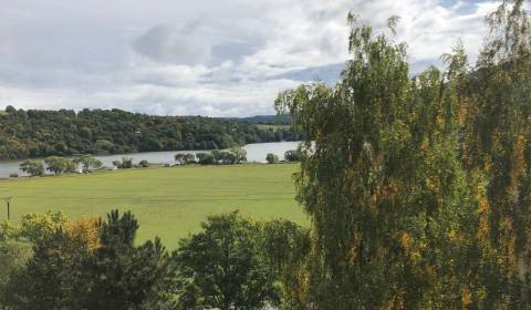 SÚRNE hľadáme pre klienta 1 izb. byt  HOTOVOSŤ - Zvolen