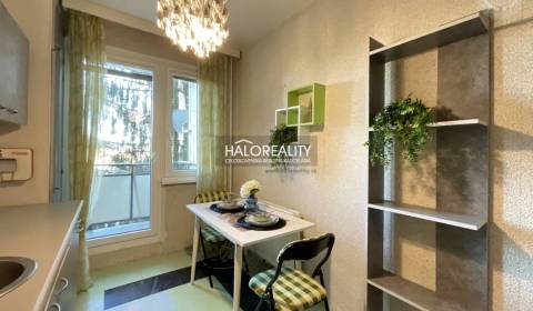 REZERVOVANÉ - Predaj, trojizbový byt Banská Bystrica...