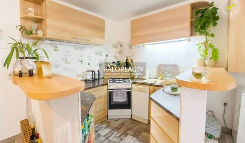 Predaj, rodinný dom Komárno, štvorizbový, čiastočná ...