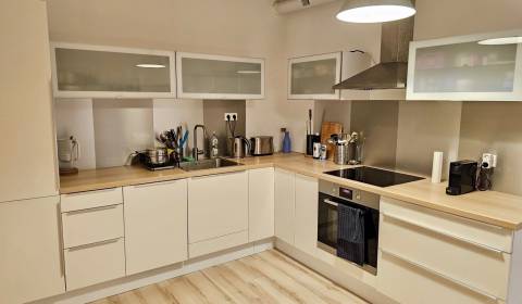 Novostavba s balkónom 2 izbový byt Martinčekova ulica, BA II. Ružinov