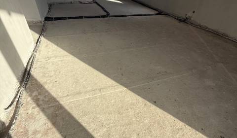 Predáme rozostavaný RD v Moste pri Bratislave