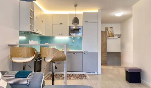 PRENAJATÉ-Na prenájom 2-izbový byt so záhradkou v Trnave – Arboria