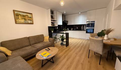 Moderný nadštandardný 2-izbový byt v novostavbe na Námestí slobody