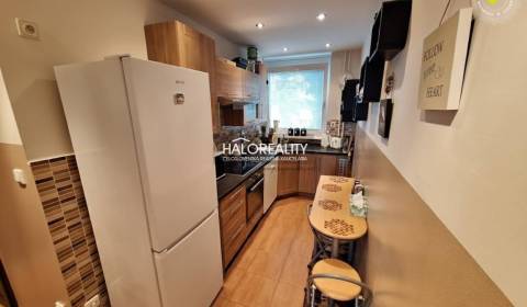 Predaj, trojizbový byt Vrbové, ul. 6 apríla - EXKLUZ...