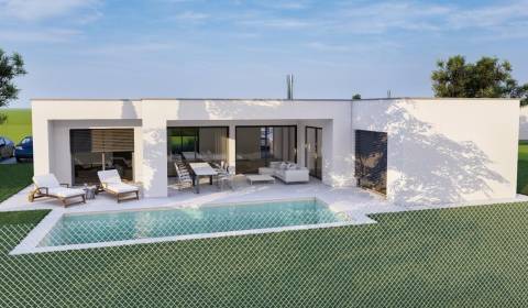 SKOLAUDOVANÉ! NOVOSTAVBA 4–IZB. BUNGALOV, POZEMOK 571 m²,VEĽKÉ BLAHOVO