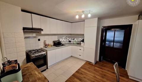 REZERVOVANÉ - Predaj, rodinný dom Brestovany, ul. Kr...